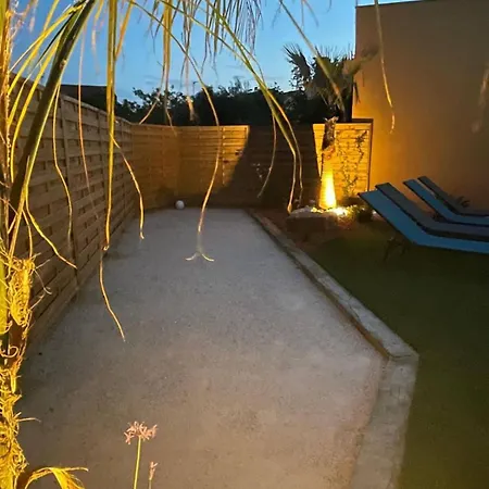 Valras-loc Familiale Avec Piscine *