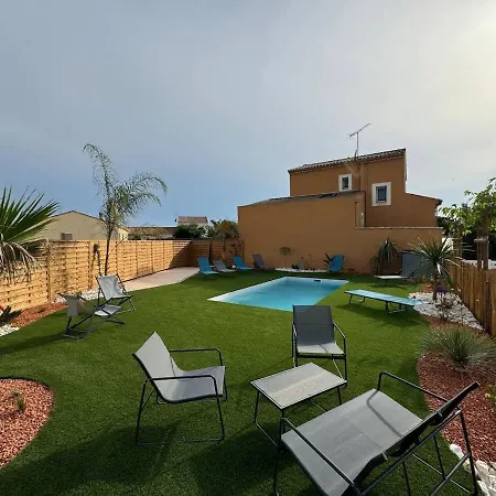 Valras-loc Familiale Avec Piscine